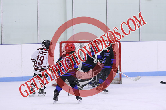 7Z7A1878_2 00 pm - U11SL - Peterborough Petes vs Orono Leafs