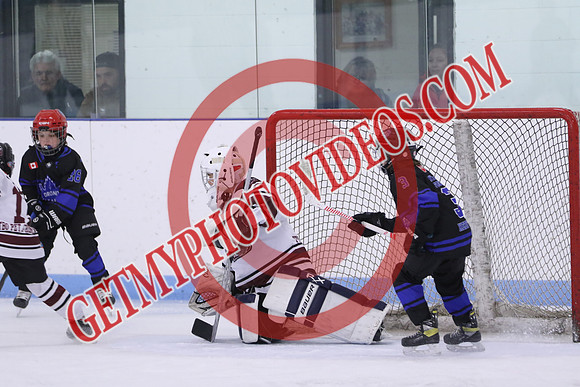7Z7A1911_2 00 pm - U11SL - Peterborough Petes vs Orono Leafs