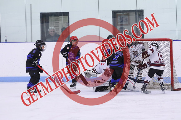 7Z7A1924_2 00 pm - U11SL - Peterborough Petes vs Orono Leafs