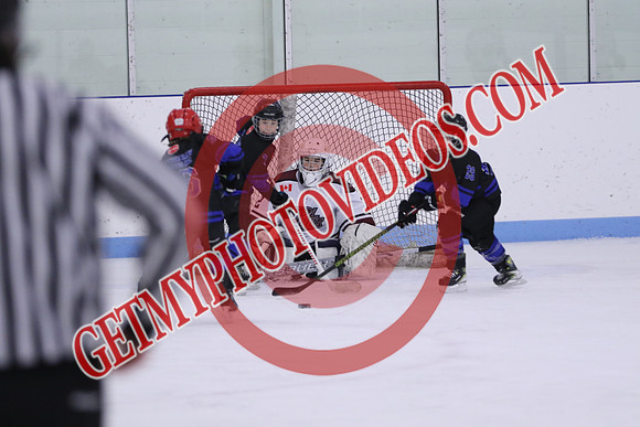 7Z7A2582_2 00 pm - U11SL - Peterborough Petes vs Orono Leafs