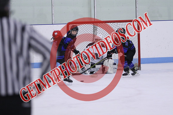 7Z7A2583_2 00 pm - U11SL - Peterborough Petes vs Orono Leafs