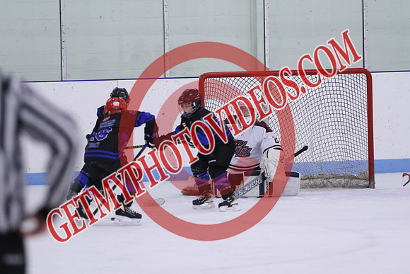 7Z7A2586_2 00 pm - U11SL - Peterborough Petes vs Orono Leafs