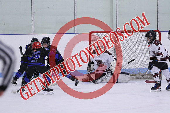 7Z7A2588_2 00 pm - U11SL - Peterborough Petes vs Orono Leafs