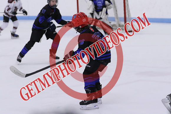7Z7A2702_2 00 pm - U11SL - Peterborough Petes vs Orono Leafs
