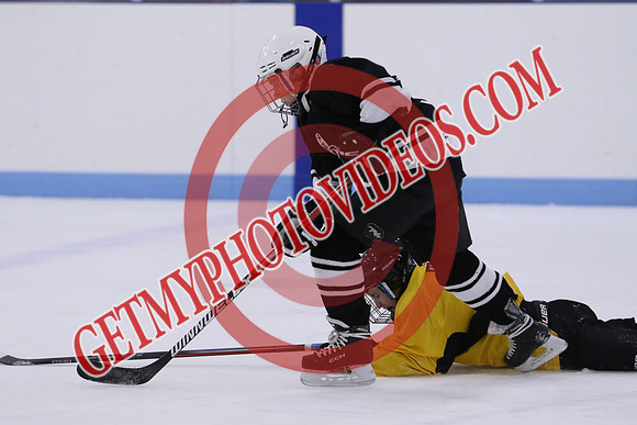 7Z7A0342_9 00 am - U13LL - OCHL Hawks Taunton vs Clarington Thunder 7 Yellow