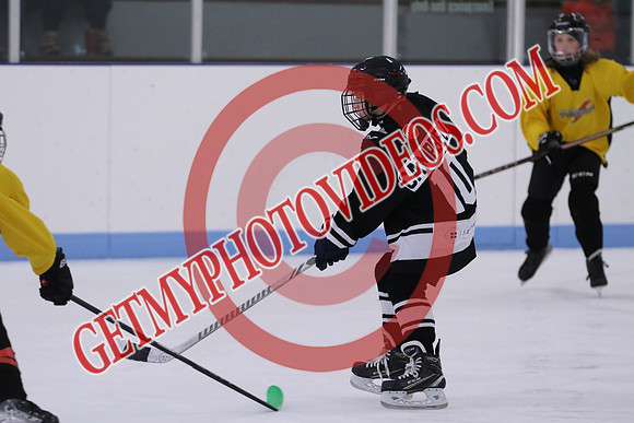 7Z7A8222_9 00 am - U13LL - OCHL Hawks Taunton vs Clarington Thunder 7 Yellow