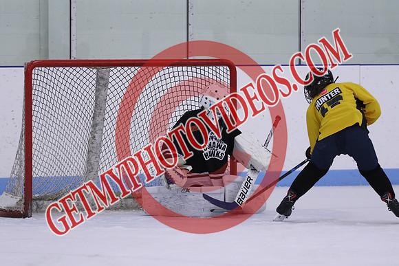 7Z7A8803_9 00 am - U13LL - OCHL Hawks Taunton vs Clarington Thunder 7 Yellow