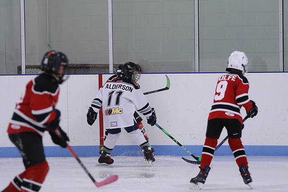 7Z7A0237_9 00 am - U11LL - Northumberland Nighthawks Red 67s vs Orono Leafs 2