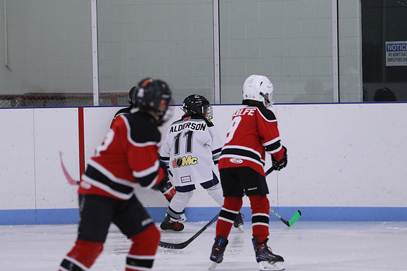 7Z7A0240_9 00 am - U11LL - Northumberland Nighthawks Red 67s vs Orono Leafs 2