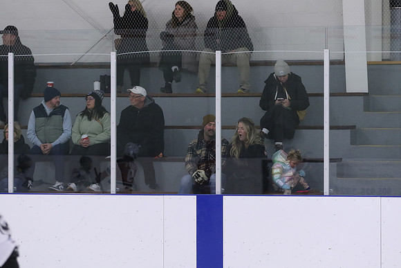 7Z7A0289_9 00 am - U11LL - Northumberland Nighthawks Red 67s vs Orono Leafs 2