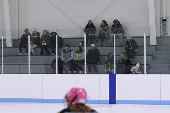 7Z7A0297_9 00 am - U11LL - Northumberland Nighthawks Red 67s vs Orono Leafs 2