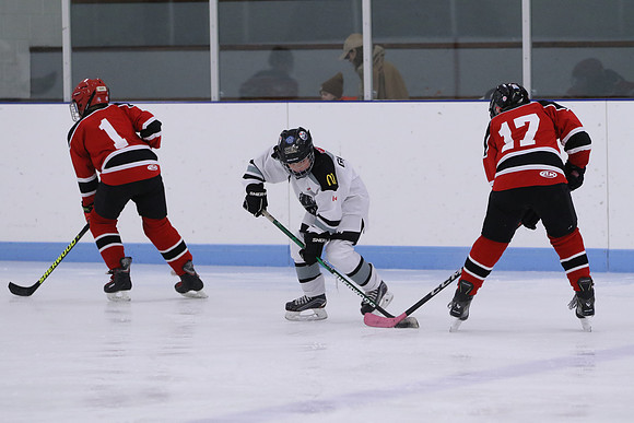 7Z7A0897_9 00 am - U11LL - Northumberland Nighthawks Red 67s vs Orono Leafs 2