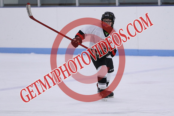 7Z7A4560_11 00 am - U13LL - Grafton Gryphons vs Orono Leafs 1