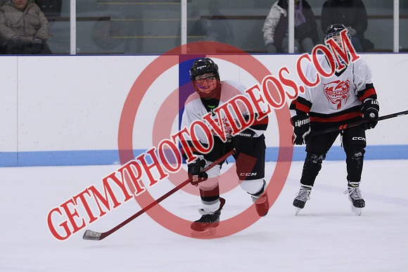 7Z7A5262_11 00 am - U13LL - Grafton Gryphons vs Orono Leafs 1