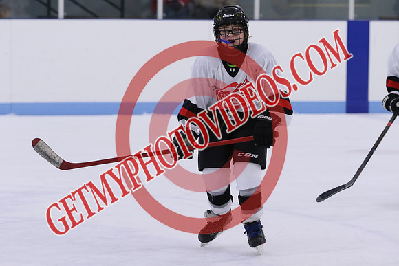 7Z7A5274_11 00 am - U13LL - Grafton Gryphons vs Orono Leafs 1