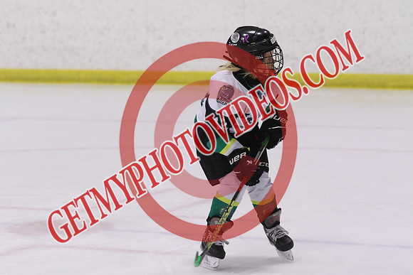 7Z7A4296_1 45 pm - LL2 - Aylmer White vs Petrolia - Eastlink