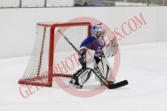 _63A7537_11 00 am - U7D2 - Port Colborne Blue vs Cayuga Stars Green - GREEN A