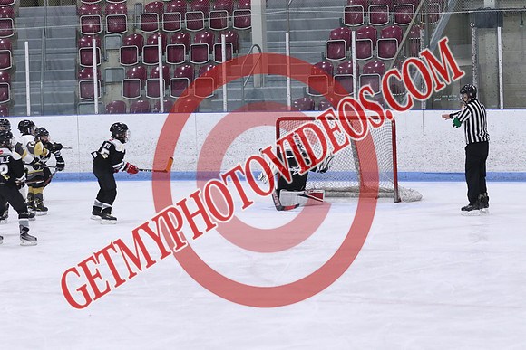 7Z7A5487_10 00 am - U11 - St Thomas Stars vs South Grey Spartans - MEM