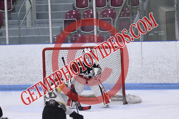 7Z7A5582_10 00 am - U11 - St Thomas Stars vs South Grey Spartans - MEM