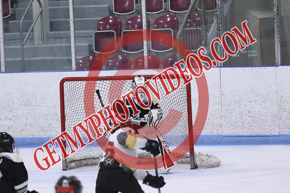 7Z7A5584_10 00 am - U11 - St Thomas Stars vs South Grey Spartans - MEM