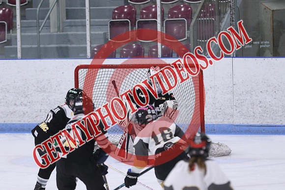 7Z7A5588_10 00 am - U11 - St Thomas Stars vs South Grey Spartans - MEM