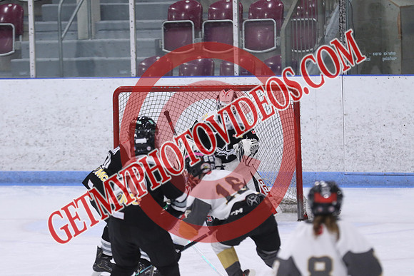 7Z7A5589_10 00 am - U11 - St Thomas Stars vs South Grey Spartans - MEM