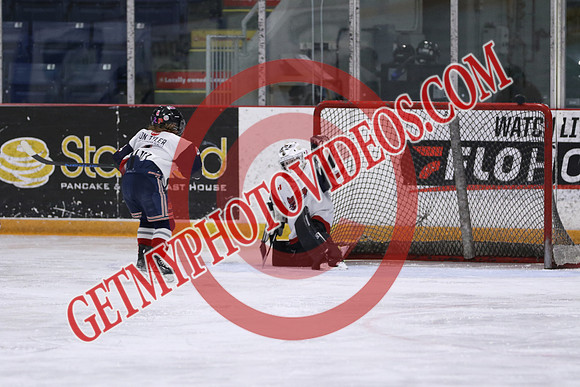 7Z7A8151_2 15 pm - U9MD T2 - Ausable Valley Coyotes vs Strathroy Jr Rockets - STMHA