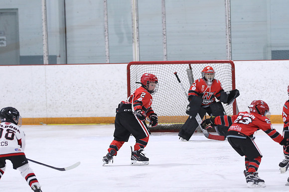 7Z7A5156_6 10 pm - U9MD T1 - Newmarket Renegades vs Tecumseh Eagles - PRESS