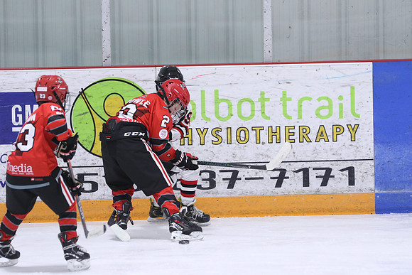 7Z7A5230_6 10 pm - U9MD T1 - Newmarket Renegades vs Tecumseh Eagles - PRESS
