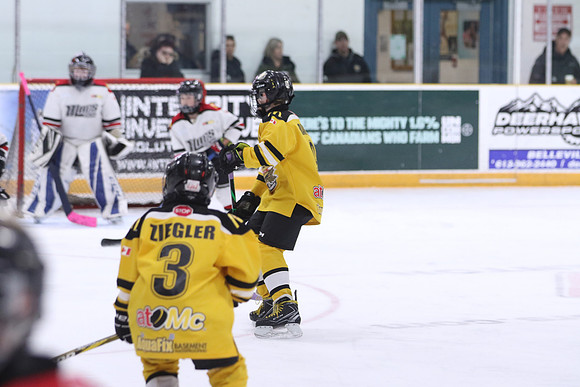 7Z7A1933_1 30 PM - U11 - Stirling Blues LL1 vs Aquafix Basement Waterproofing - Duncan McDonald Pad A