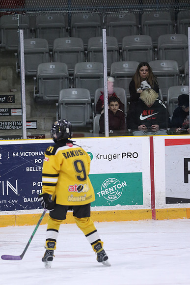 7Z7A1973_1 30 PM - U11 - Stirling Blues LL1 vs Aquafix Basement Waterproofing - Duncan McDonald Pad A