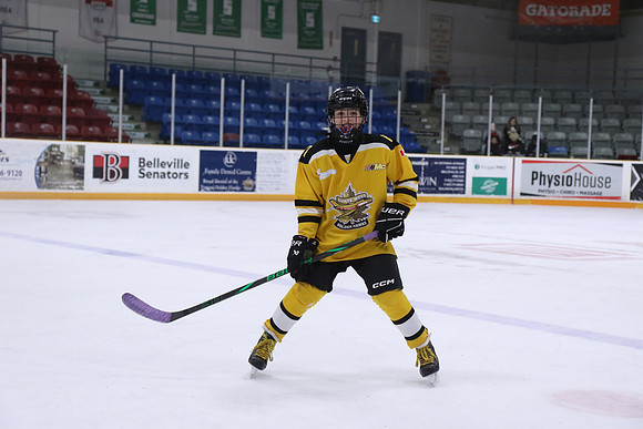 7Z7A2015_1 30 PM - U11 - Stirling Blues LL1 vs Aquafix Basement Waterproofing - Duncan McDonald Pad A