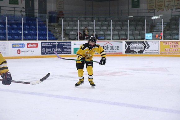 7Z7A2031_1 30 PM - U11 - Stirling Blues LL1 vs Aquafix Basement Waterproofing - Duncan McDonald Pad A