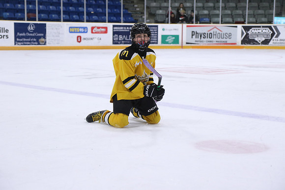 7Z7A2037_1 30 PM - U11 - Stirling Blues LL1 vs Aquafix Basement Waterproofing - Duncan McDonald Pad A