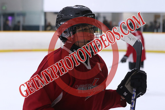 7Z7A0527_3 40 PM - U15 - Clarington Thunder Red vs QW Golden Hawks SV Plumbing n Heating - Duncan Pad B