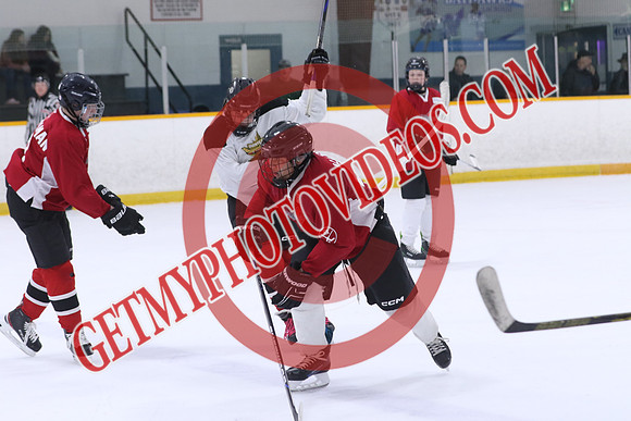 7Z7A0598_3 40 PM - U15 - Clarington Thunder Red vs QW Golden Hawks SV Plumbing n Heating - Duncan Pad B