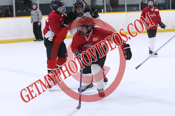 7Z7A0601_3 40 PM - U15 - Clarington Thunder Red vs QW Golden Hawks SV Plumbing n Heating - Duncan Pad B