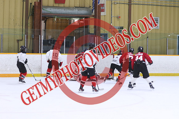 7Z7A0661_3 40 PM - U15 - Clarington Thunder Red vs QW Golden Hawks SV Plumbing n Heating - Duncan Pad B