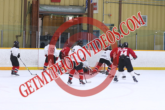 7Z7A0660_3 40 PM - U15 - Clarington Thunder Red vs QW Golden Hawks SV Plumbing n Heating - Duncan Pad B