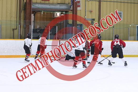 7Z7A0663_3 40 PM - U15 - Clarington Thunder Red vs QW Golden Hawks SV Plumbing n Heating - Duncan Pad B
