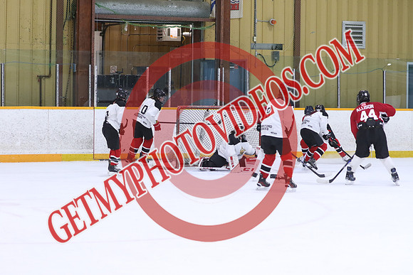 7Z7A0664_3 40 PM - U15 - Clarington Thunder Red vs QW Golden Hawks SV Plumbing n Heating - Duncan Pad B