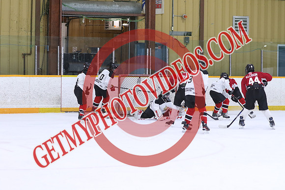7Z7A0665_3 40 PM - U15 - Clarington Thunder Red vs QW Golden Hawks SV Plumbing n Heating - Duncan Pad B
