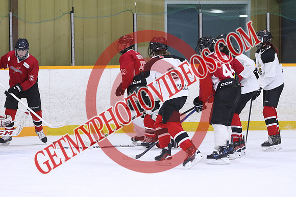 7Z7A0781_3 40 PM - U15 - Clarington Thunder Red vs QW Golden Hawks SV Plumbing n Heating - Duncan Pad B