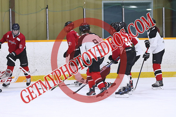7Z7A0782_3 40 PM - U15 - Clarington Thunder Red vs QW Golden Hawks SV Plumbing n Heating - Duncan Pad B