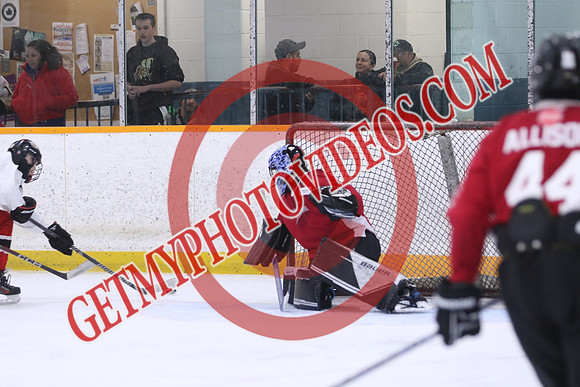 7Z7A7698_3 40 PM - U15 - Clarington Thunder Red vs QW Golden Hawks SV Plumbing n Heating - Duncan Pad B