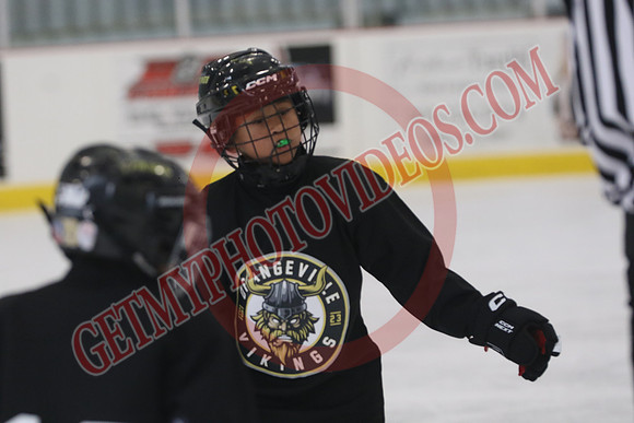 1C2A4918_GM 8 - RINK 2