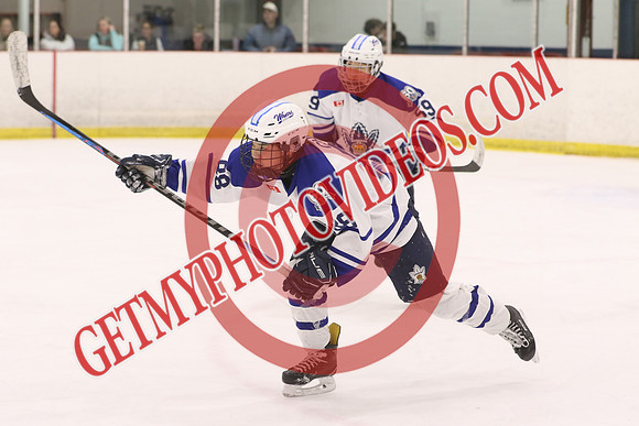 7Z7A0124
