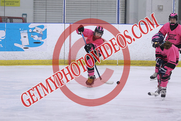 7Z7A6839_12 30 pm - U13 - Average Jills vs Jr Oil Kings - CUPE