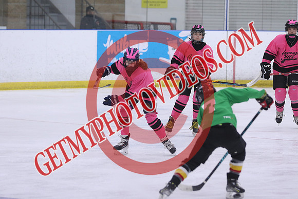 7Z7A6846_12 30 pm - U13 - Average Jills vs Jr Oil Kings - CUPE