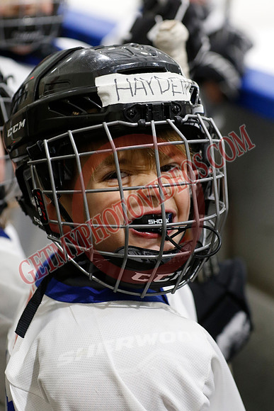 _63A7385_8 30 am - U7D3 - Port Colborne White vs Centre Wellington Fusion Red - BLUE A